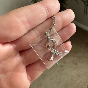 NEW Silver Ribbon Pendant Necklace with Swarovski Crystals
